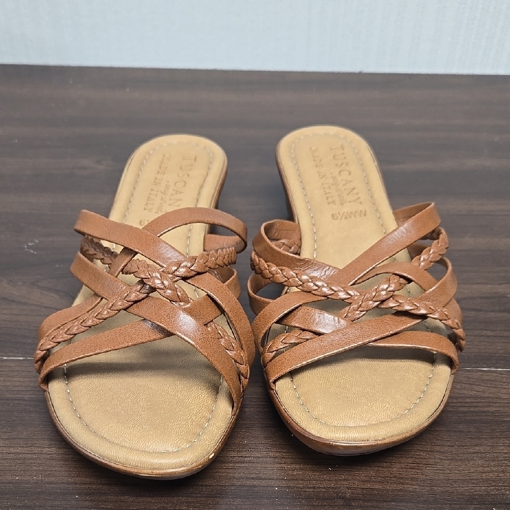 Tuscany Size 6.5WW Brown/Tan Strappy Slip On Sandals